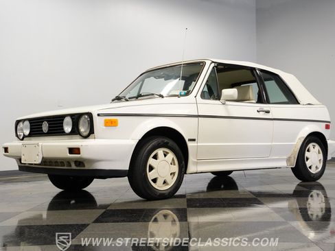 Used 1988 Volkswagen Cabriolet FWD image 22