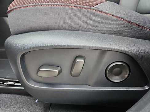 New 2026 Chevrolet Equinox RS w/ Convenience Package III image 32