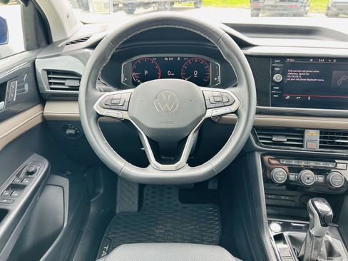 Used 2023 Volkswagen Taos SEL AWD/4WD image 15