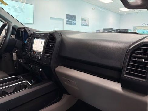 Used 2017 Ford F150 XL w/ Equipment Group 101A Mid AWD/4WD image 29