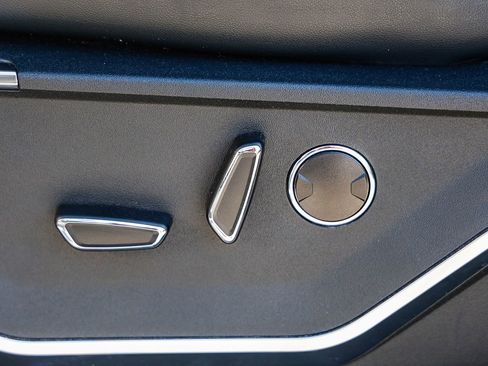 Used 2025 Ford F150 Raptor w/ Equipment Group 803A Raptor R image 22