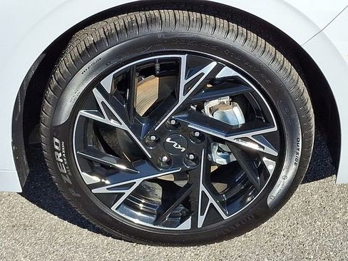 Used 2025 Kia K5 GT-Line image 10