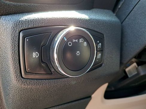 Used 2019 Ford EcoSport Titanium FWD image 27