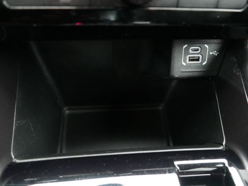 Used 2022 Jeep Compass Latitude image 30