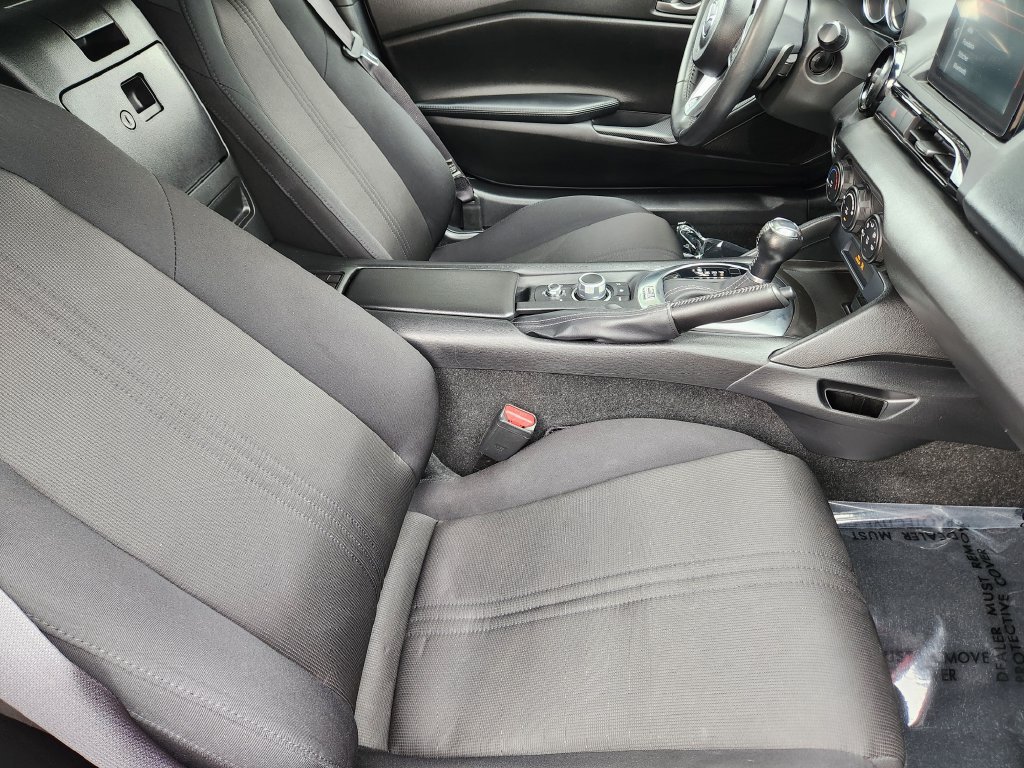Used 2021 MAZDA MX-5 Miata Sport RWD image 5
