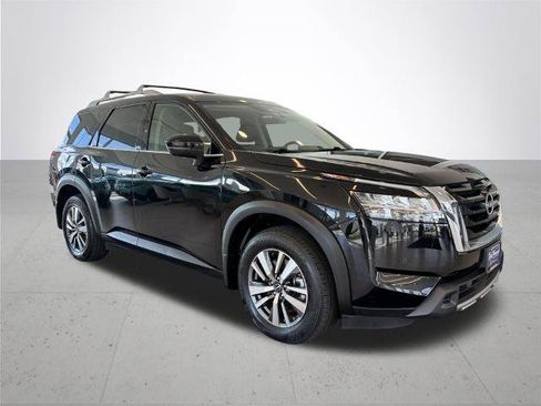 Certified 2024 Nissan Pathfinder SL AWD/4WD image 6