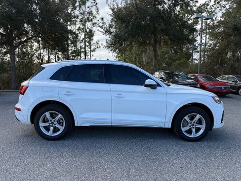 Used 2023 Audi Q5 2.0T Premium w/ Convenience Package image 5