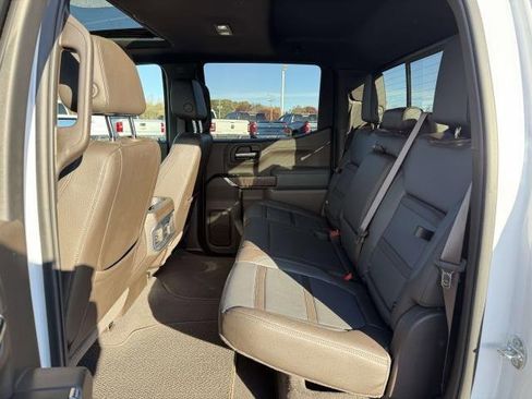 Used 2022 GMC Sierra 1500 Denali w/ Denali Reserve Package image 13