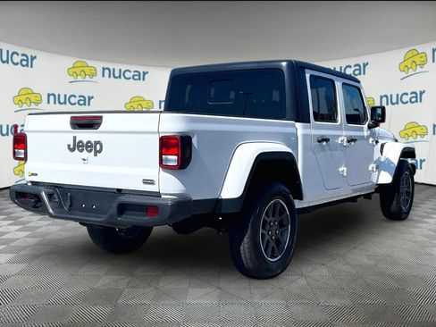 Used 2023 Jeep Gladiator Overland AWD/4WD image 6