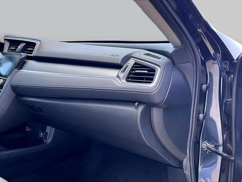 Used 2018 Honda Civic EX image 17