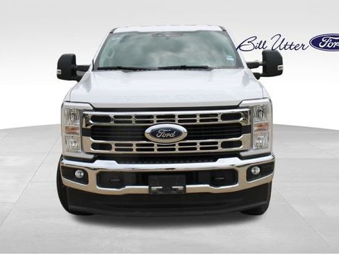 Used 2026 Ford F250 XLT AWD/4WD image 2