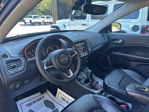 Used 2021 Jeep Compass Trailhawk image 12