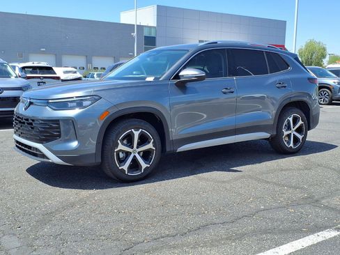 New 2026 Volkswagen Tiguan SE FWD image 3