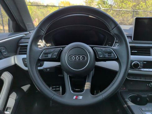 Used 2019 Audi S4 Premium Plus w/ Premium Plus Package AWD/4WD image 23