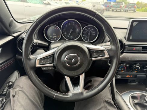 Used 2017 MAZDA MX-5 Miata RF Club RWD image 24