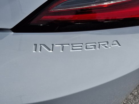 Used 2025 Acura Integra FWD image 29