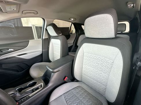 Used 2024 Chevrolet Equinox LT FWD image 14
