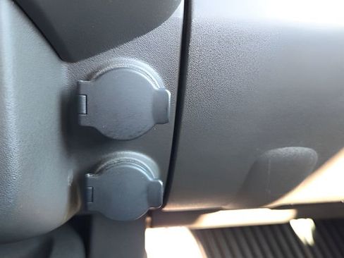 Used 2013 Nissan Xterra PRO-4X w/ Pro-4x Leather Pkg image 29