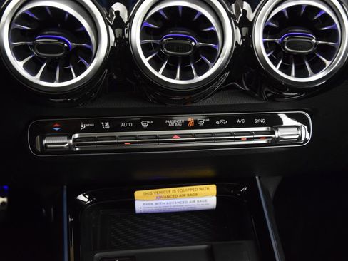 New 2026 Mercedes-Benz GLB 35 AMG 4MATIC image 28