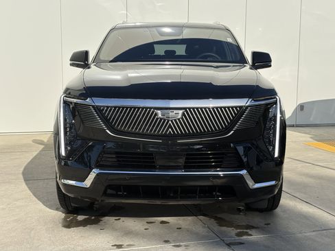 New 2026 Cadillac Escalade IQL Luxury image 3