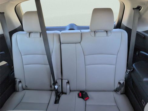 Used 2022 Honda Pilot Special Edition image 16