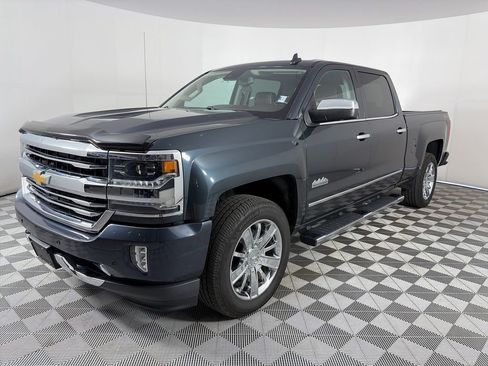 Used 2018 Chevrolet Silverado 1500 High Country AWD/4WD image 3