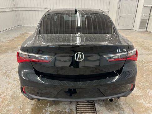 Used 2019 Acura ILX Sedan 4D image 5