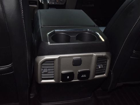 Used 2020 Ford F150 Lariat RWD image 18