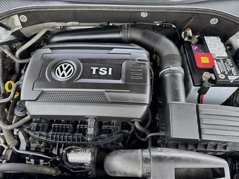 Used 2015 Volkswagen Passat 1.8T S FWD image 34