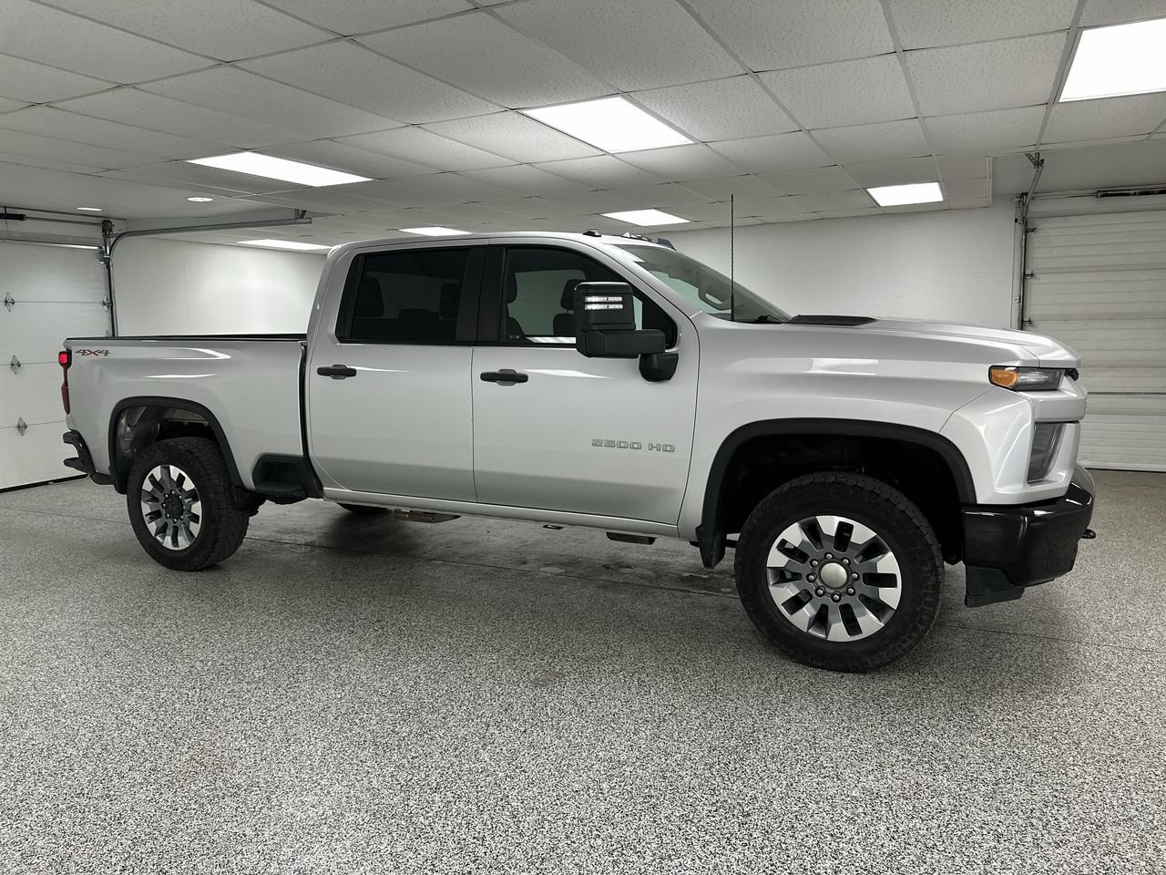 Used 2023 Chevrolet Silverado 2500 Custom w/ Custom Value Package AWD/4WD image 2