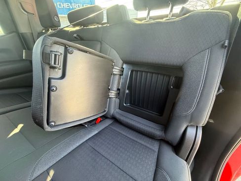 Used 2023 Chevrolet Silverado 1500 Custom Trail Boss image 26