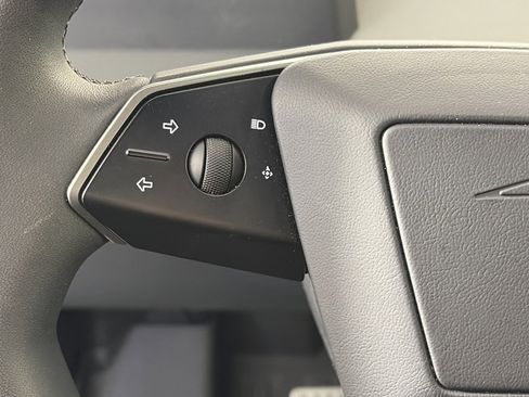 Used 2025 Tesla Cybertruck AWD Crew Cab image 16