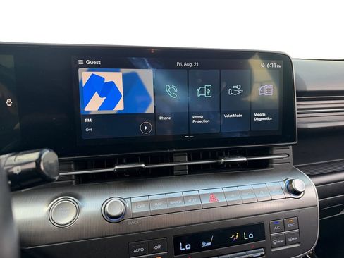 Used 2025 Hyundai Kona SEL FWD image 14