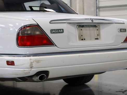 Used 1997 Jaguar XJ6 L RWD image 7