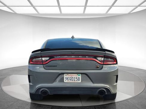 Used 2019 Dodge Charger Scat Pack w/ Plus Group RWD image 5