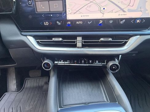 Used 2024 Chevrolet Equinox EV LT w/ LPO, Interior Storage Package FWD image 24