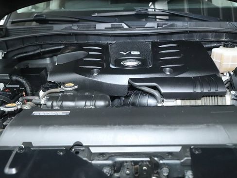 Used 2020 Nissan Armada SL w/ Premium Package image 38