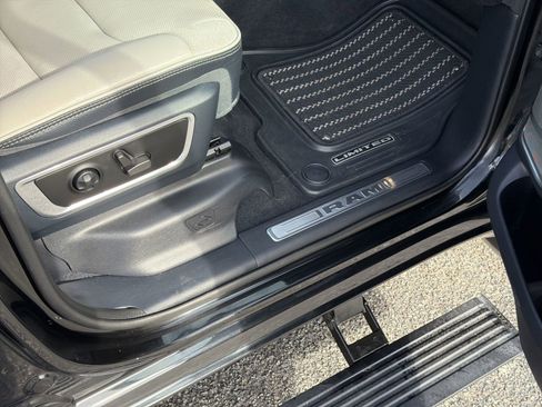Used 2022 RAM 1500 Limited image 34