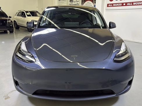 Used 2023 Tesla Model Y Long Range AWD/4WD image 10