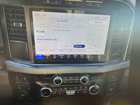 Used 2024 Ford F250 Platinum image 8