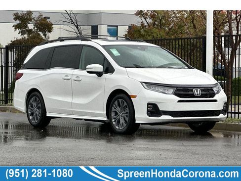 New 2026 Honda Odyssey Touring image 1