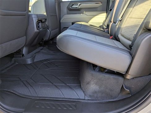 New 2026 Chevrolet Silverado 1500 ZR2 image 29