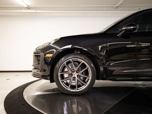 Certified 2026 Porsche Macan GTS AWD/4WD image 11