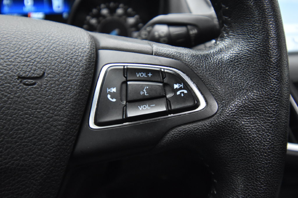 Used 2018 Ford Focus Titanium FWD image 27