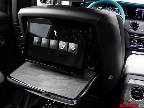 Used 2025 Rolls-Royce Ghost AWD/4WD image 25