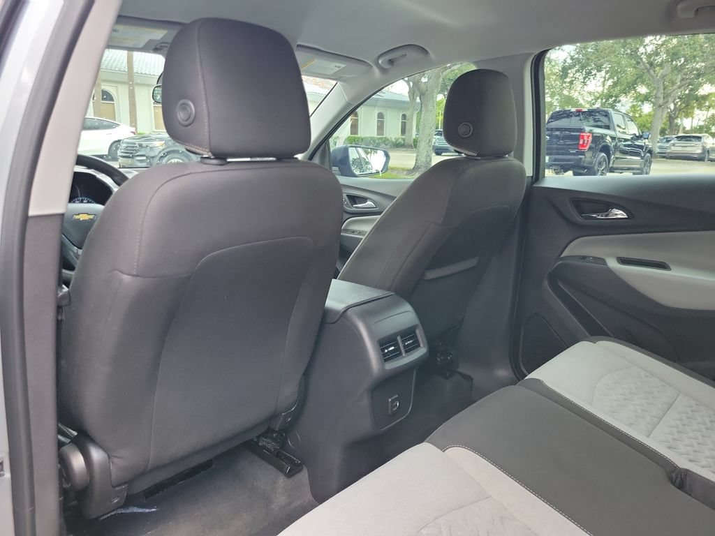Used 2023 Chevrolet Equinox LS FWD image 8
