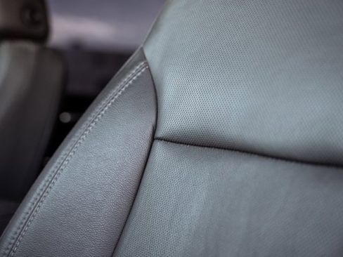 Used 2020 Chevrolet Silverado 3500 LTZ w/ LTZ Plus Package image 30