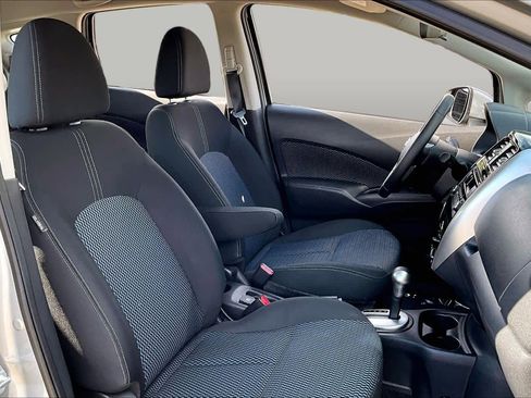 Used 2015 Nissan Versa Note SV w/ Sport Value Package FWD image 8