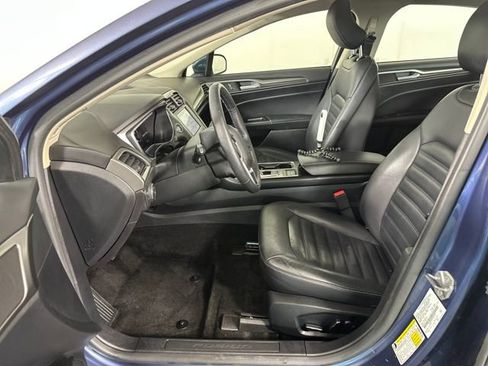 Used 2018 Ford Fusion Energi SE image 11