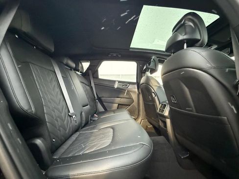 Used 2024 Kia Sportage X-Line w/ X-Line Premium Package image 11